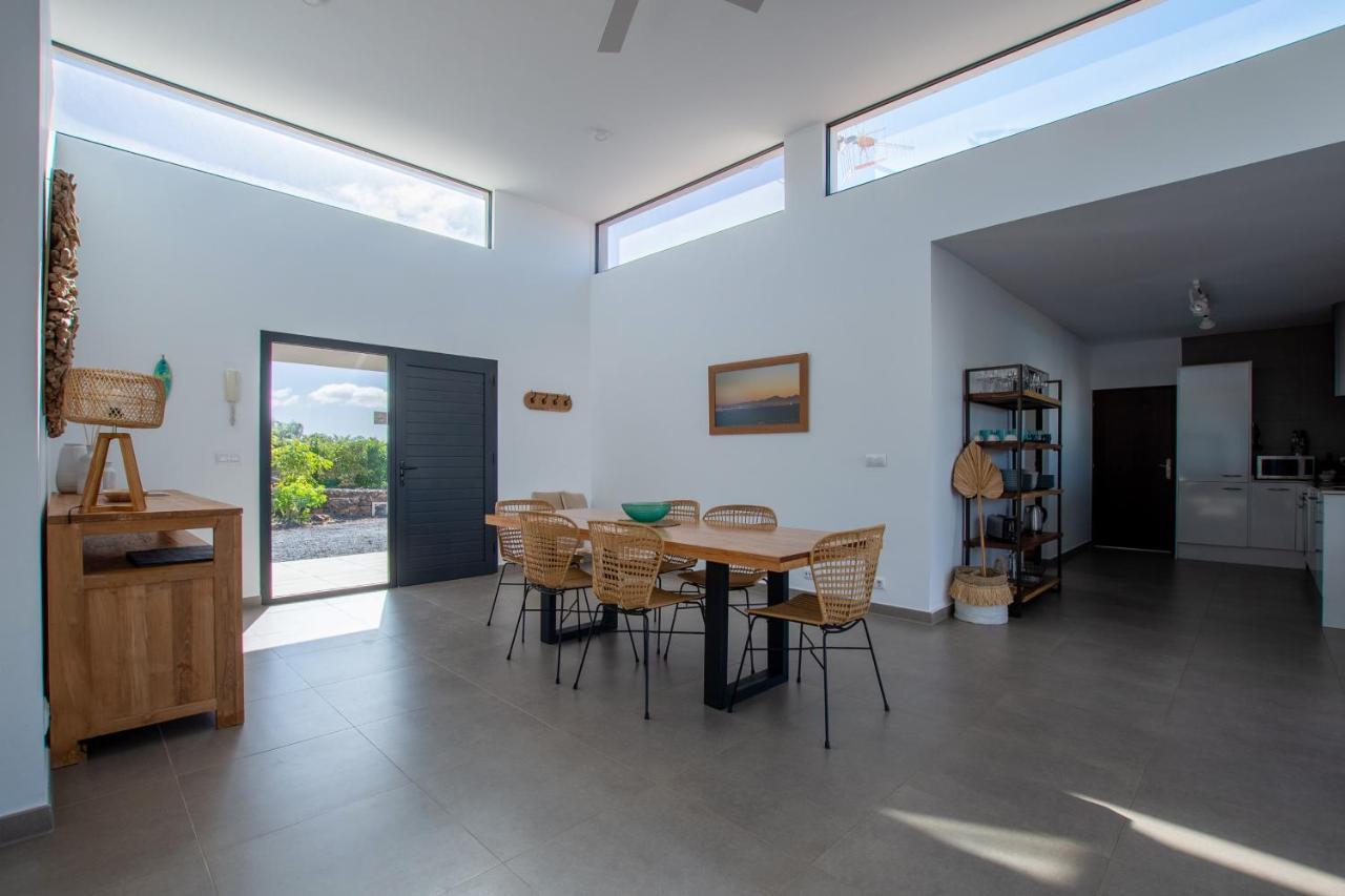 North Shore Villas, Villa Makai, Heated & Shared Pool ลาคาเรส ภายนอก รูปภาพ