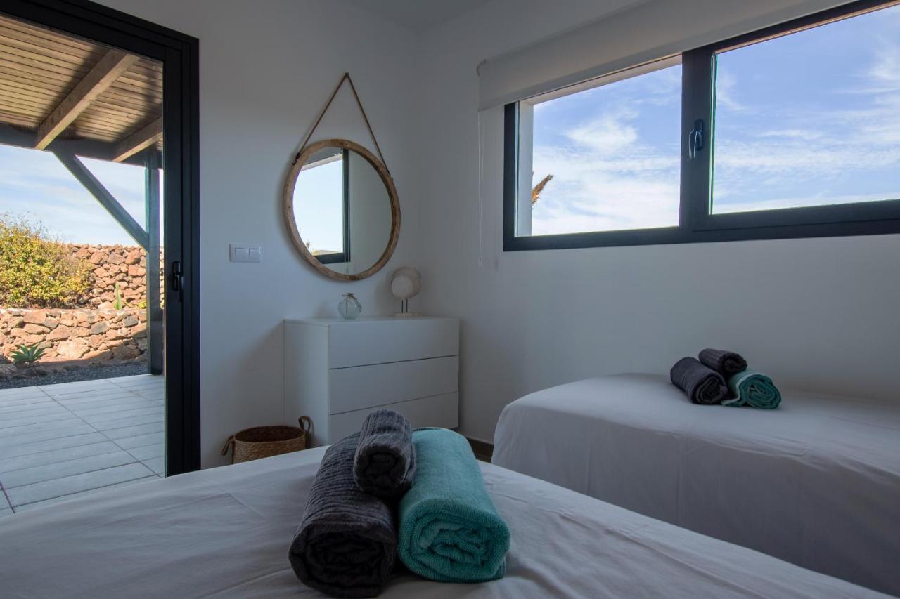 North Shore Villas, Villa Makai, Heated & Shared Pool ลาคาเรส ภายนอก รูปภาพ