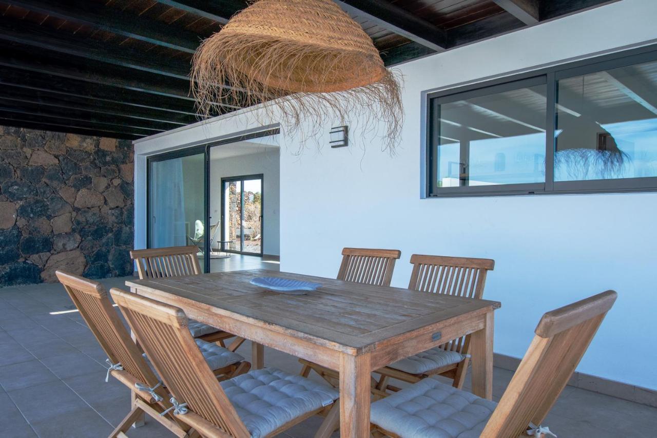 North Shore Villas, Villa Makai, Heated & Shared Pool ลาคาเรส ภายนอก รูปภาพ