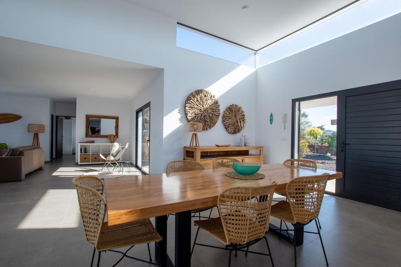 North Shore Villas, Villa Makai, Heated & Shared Pool ลาคาเรส ภายนอก รูปภาพ