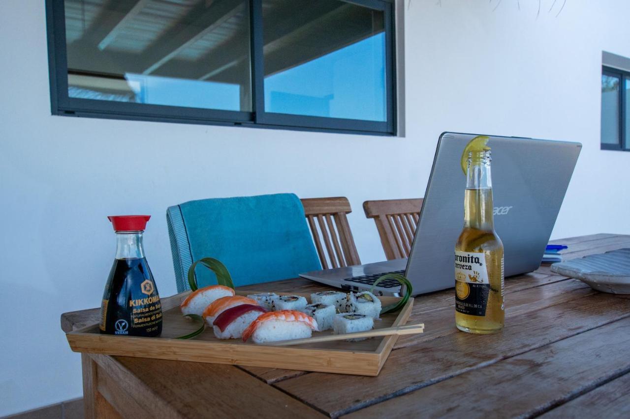 North Shore Villas, Villa Makai, Heated & Shared Pool ลาคาเรส ภายนอก รูปภาพ