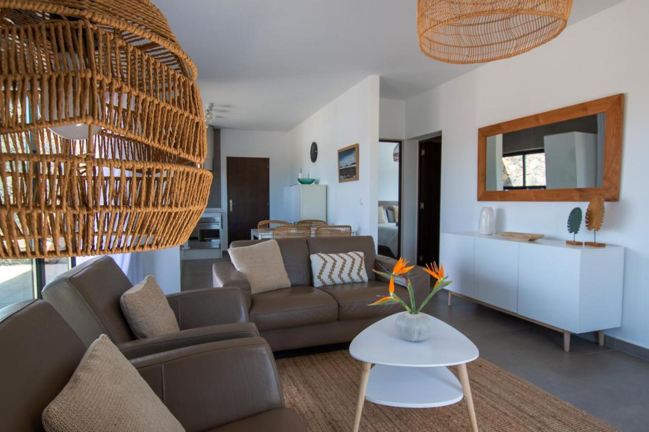 North Shore Villas, Villa Makai, Heated & Shared Pool ลาคาเรส ภายนอก รูปภาพ